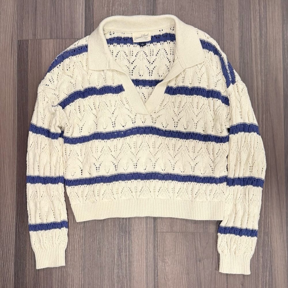 Universal Thread V-Neck Sweater
